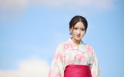 多人运动一个上面一个下面